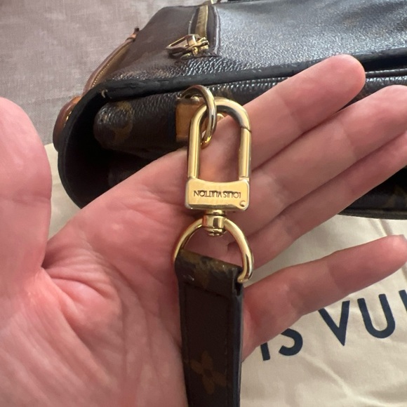 Louis Vuitton Monogram Crossbody Bag with Gold Accents - Picture 6 of 15